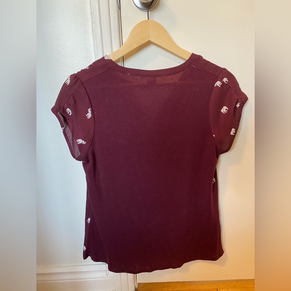 Burgundy elephant-print blouse! Size S, brand is Twik (Simons) - Picture 5 of 5